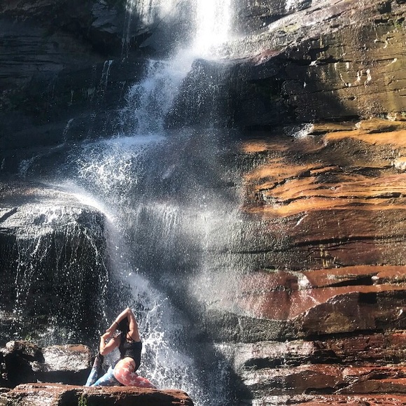 Meet your Posher, Chloe - Picture 2 of 8